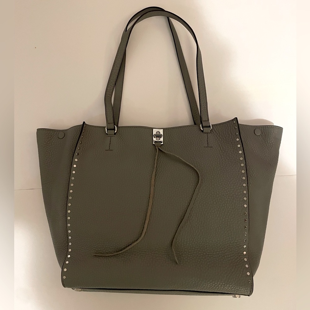 Leather shoulder bag